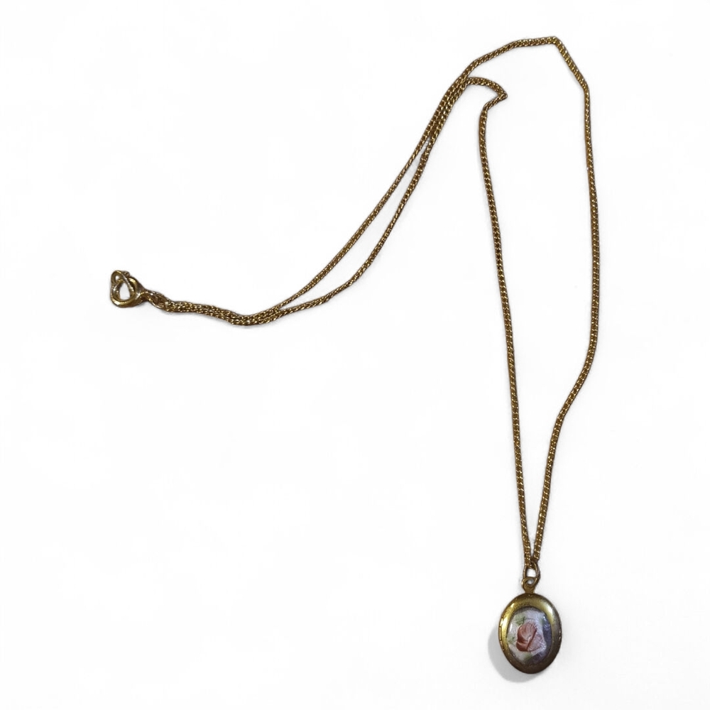 Elegant Vintage Gold Pendant‎ Necklace Locket